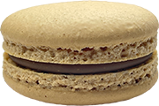 Macaron artesanal de café espresso con ganache intensa de Maison Lefebvre.