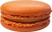 Macaron artesanal de naranja con crema cítrica de Maison Lefebvre en Barcelona.