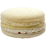 Macaron de chocolate blanco con ganache sedosa de elaboración artesanal.